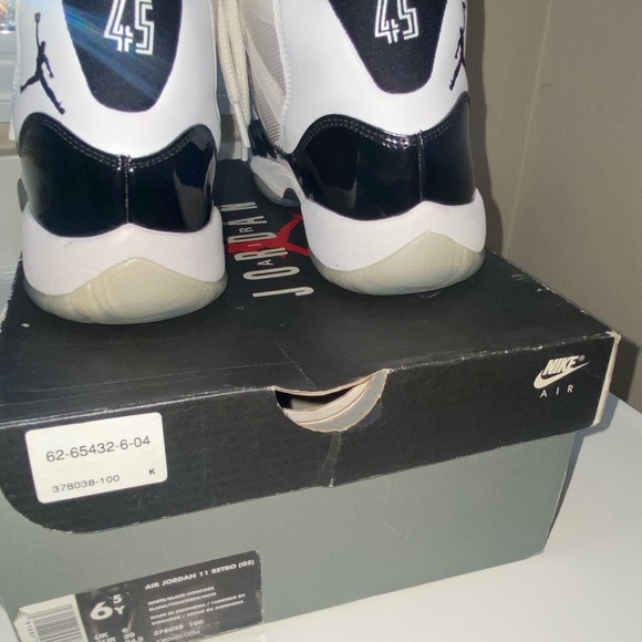Jordan Retro 11 Concord - Picture 4 of 9